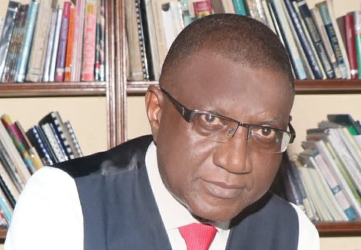 Pr Vincent Sosthène Fouda demande la libération de Djeukam Tchameni et des détenus politiques