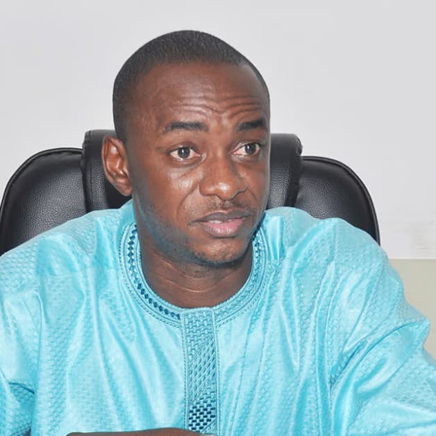 - Cabral Libii indigné : « Assez des attaques de Mamadou Mota ! »