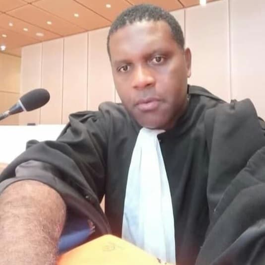 - Ntimbane Bomo : l'article du Figaro est un message subliminal