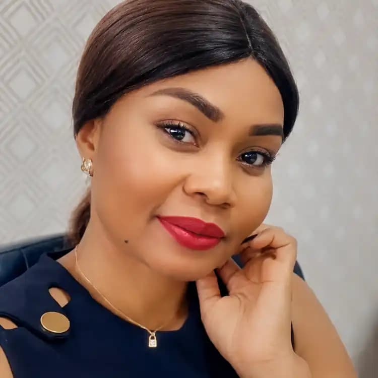 - Plainte choc d'Olive Ngobo contre le colonel Badjeck