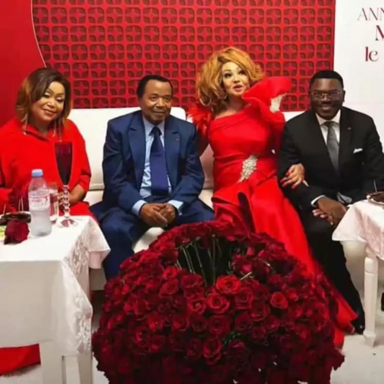 - Paul Biya : le simulacre d'un pouvoir qui s'éteint