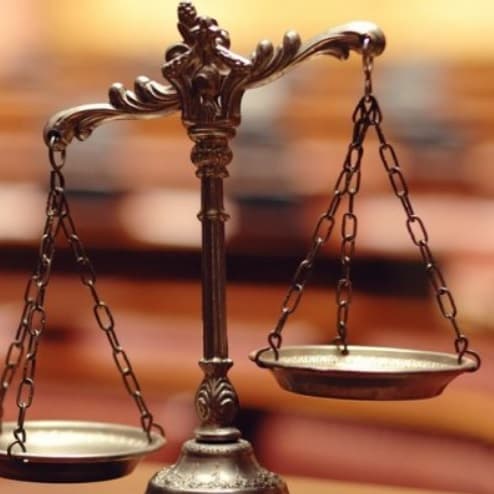- Plainte contre Paul Biya : la diaspora camerounaise saisit la justice française