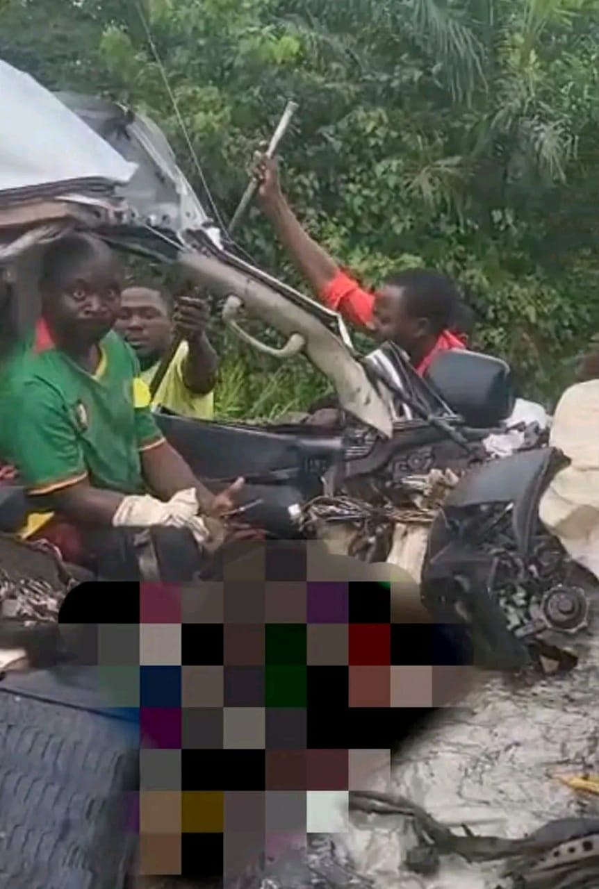 10 Fatalities Recorded in Ghastly Bus-Truck Crash Near Edéa