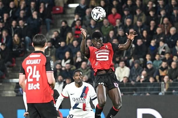 Aboubakar Nagida solide face au PSG, Rennes tient tête au champion