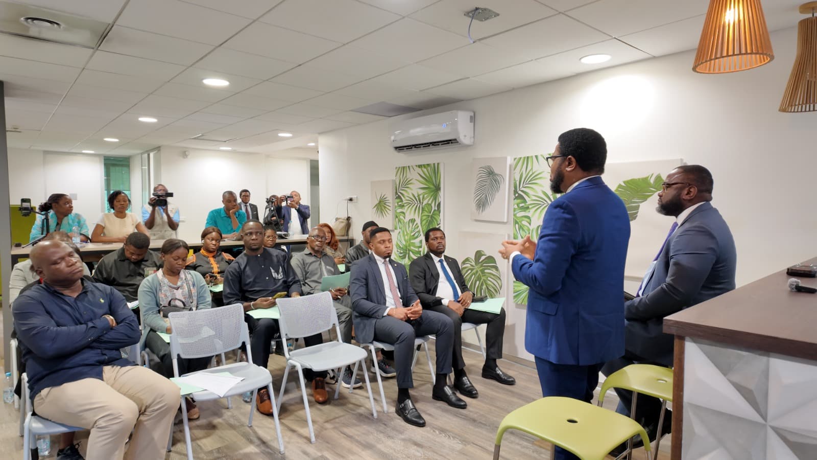Access Bank Cameroon lance Access Invest, première plateforme digitale de marché secondaire des titres publics dans la CEMAC