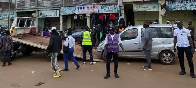 Bafoussam : Roger Tafam mène une opération de fermeté au marché « A »