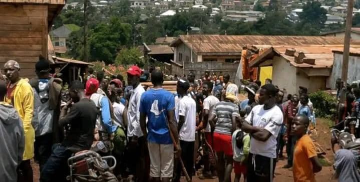 Bamenda : une femme interpellée après la découverte du corps d’un bébé dans les toilettes