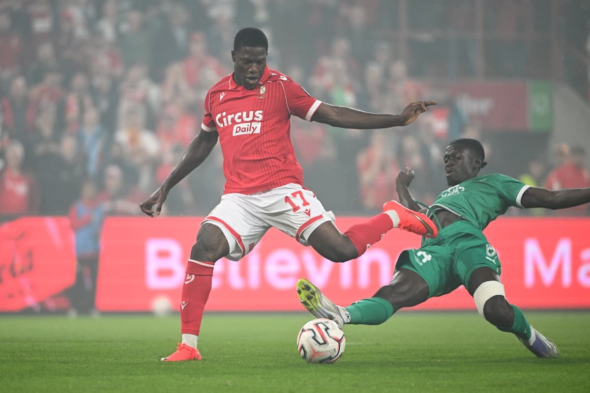 Belgique : Bernard Nguene raconte son adaptation au Standard de Liège et rêve des Lions Indomptables
