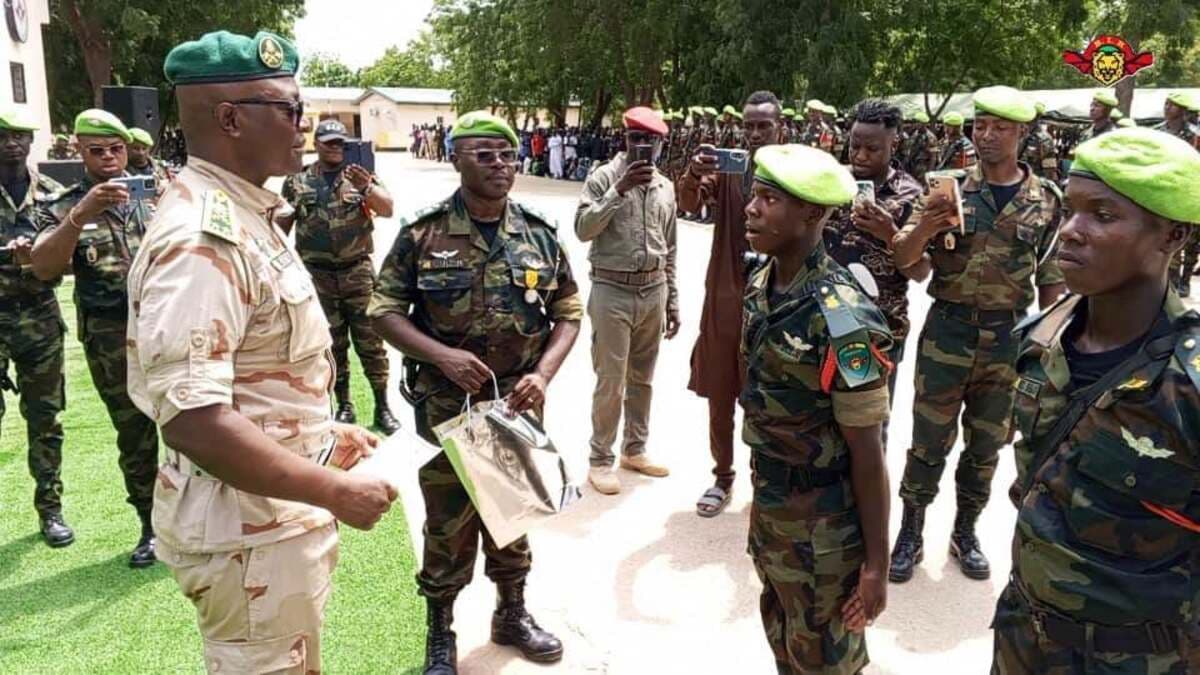 Cameroun : 1 746 nouveaux commandos intègrent le BIR après une formation intensive