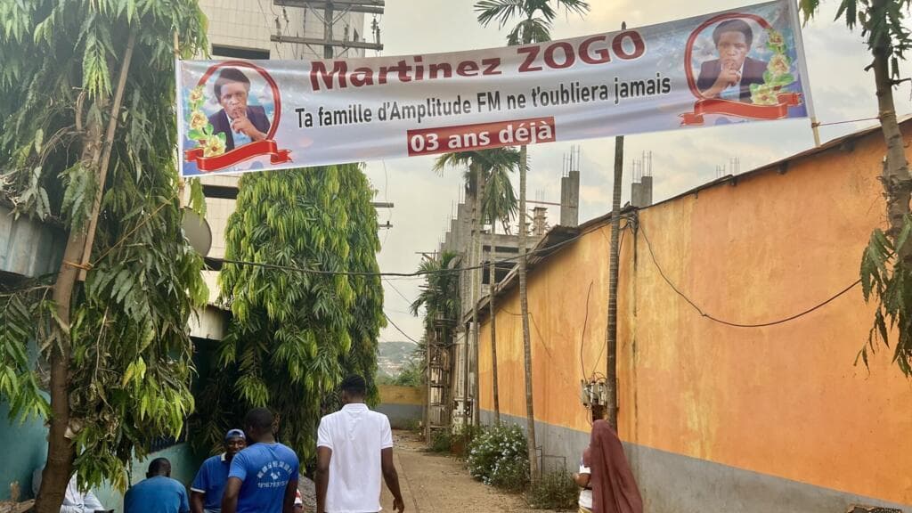 Cameroun: au procès de l’assassinat de Martinez Zogo, un expert évoque les liens de l’animateur avec la présidence