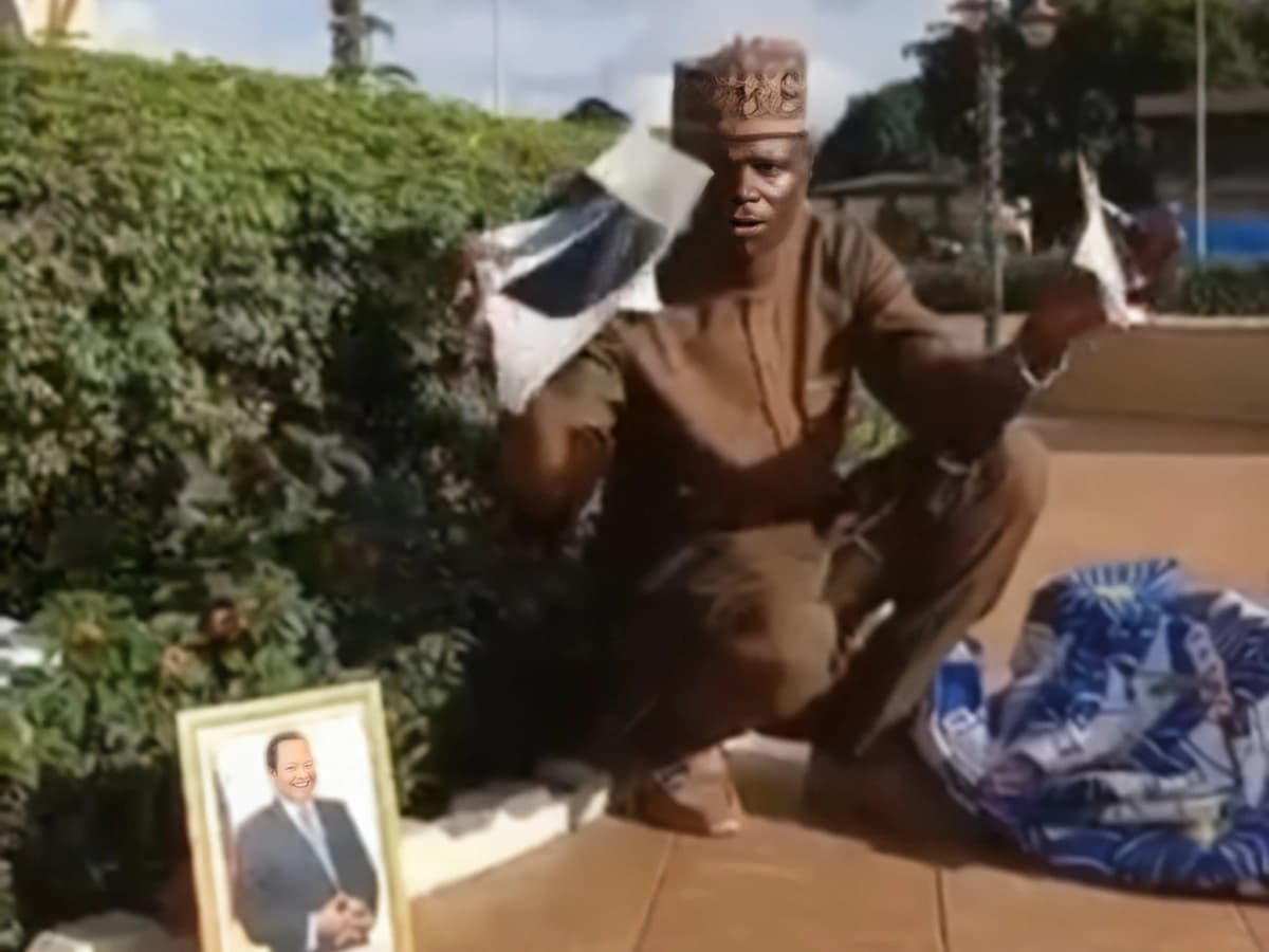 Cameroun : Issa Tchiroma Bakary réagit au décès en détention d’Abdou Al-Islam