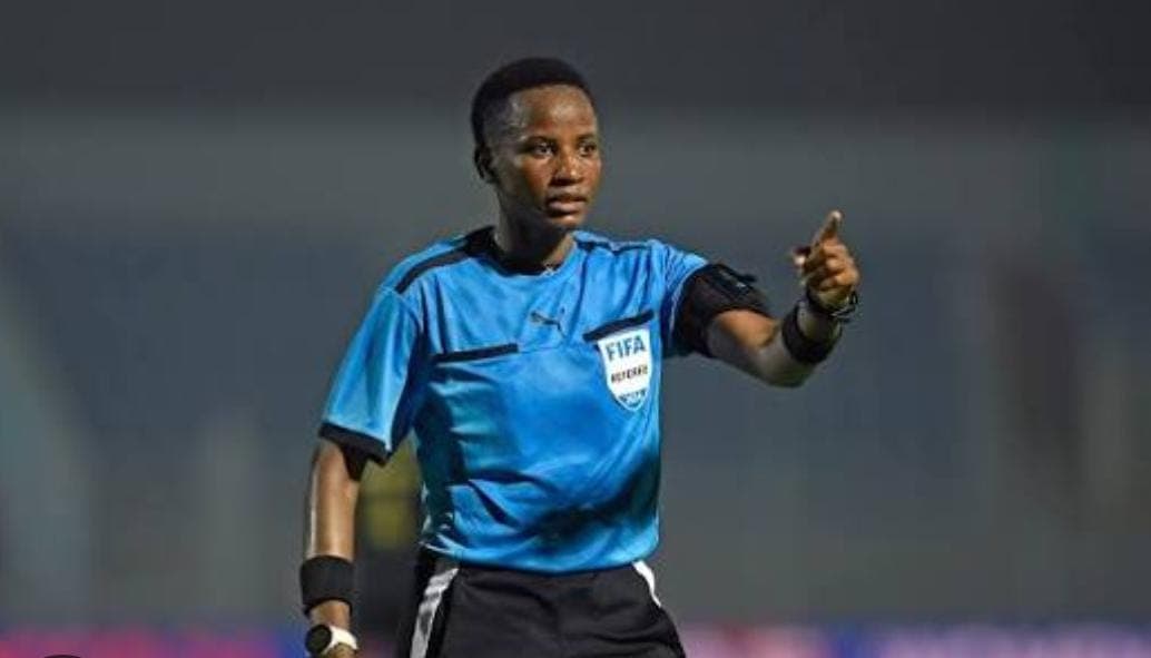 Cameroun – Nigéria : la Namibienne Antsino Twanyanyukwa au sifflet