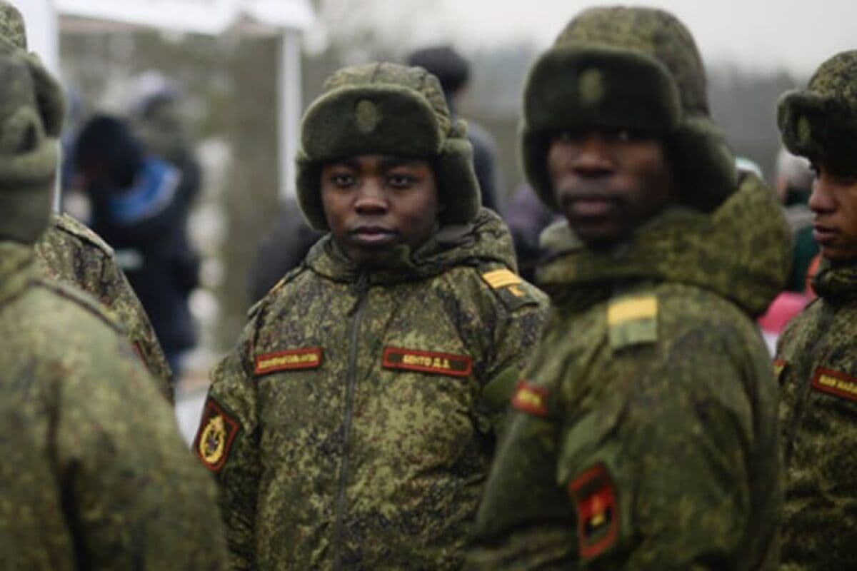 Cameroun : un collectif appelle à démanteler le réseau de recrutements de Camerounais envoyés combattre en Ukraine