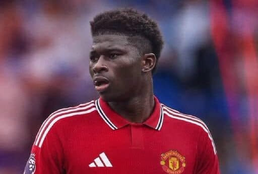 Carlos Baleba fixé sur sa date de retour avec Manchester United ?