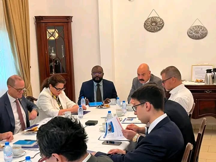 Crise dans le Nord-Ouest et le Sud-Ouest : l’OIM mobilise les partenaires diplomatiques à Yaoundé