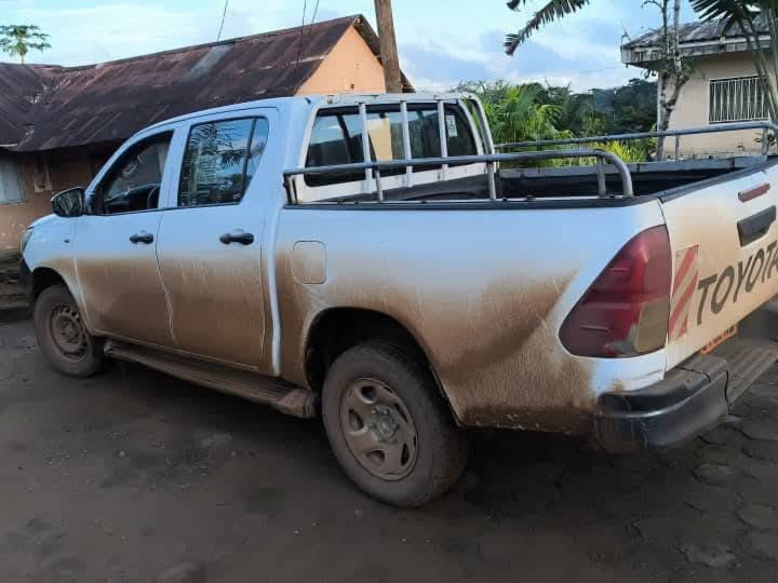 Diocèse de kribi : un pick-up disparaît après transport des reliques Bernadette soubiroux