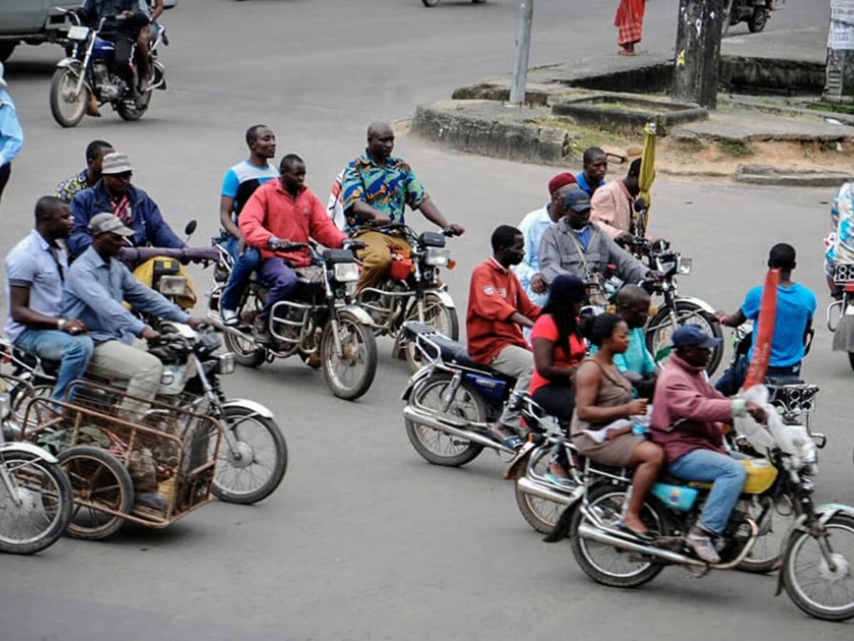 Douala: la Communauté urbaine lance un programme de formation gratuite de 5000 conducteurs de Mototaxis