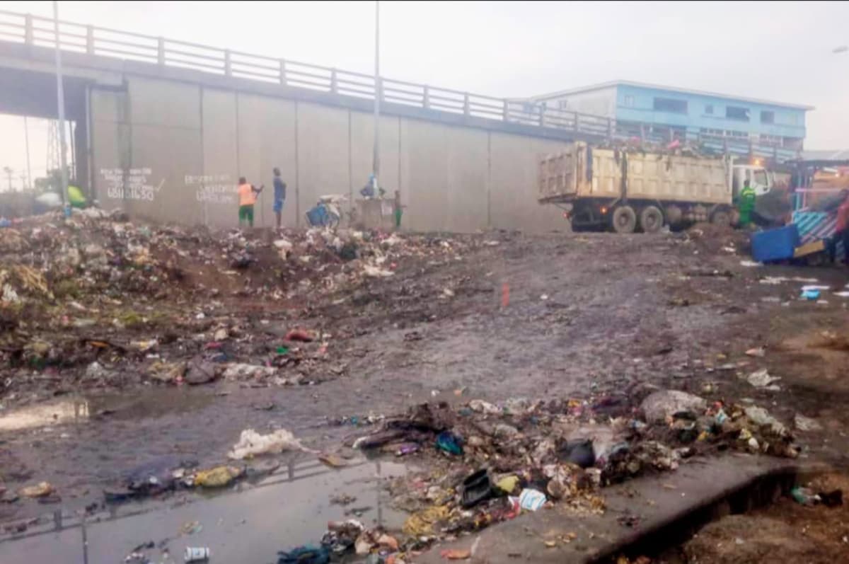 Douala: poursuite de la lutte contre l’insalubrité avec une vaste opération de ramassage d’ordures