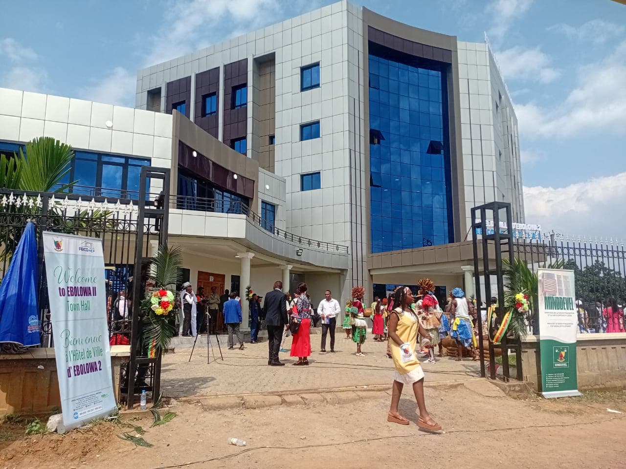 Ebolowa II entre dans l’histoire : un hôtel de ville futuriste de plus de 2 milliards FCFA inauguré