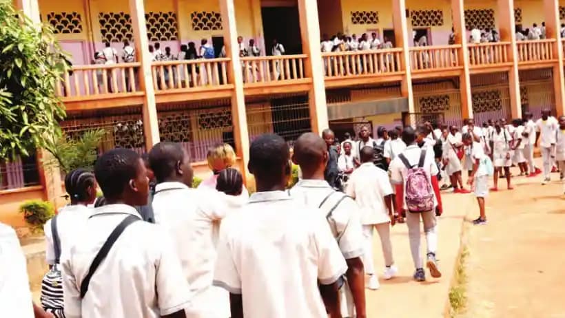 Écoles laïques et confessionnelles, la discipline en question