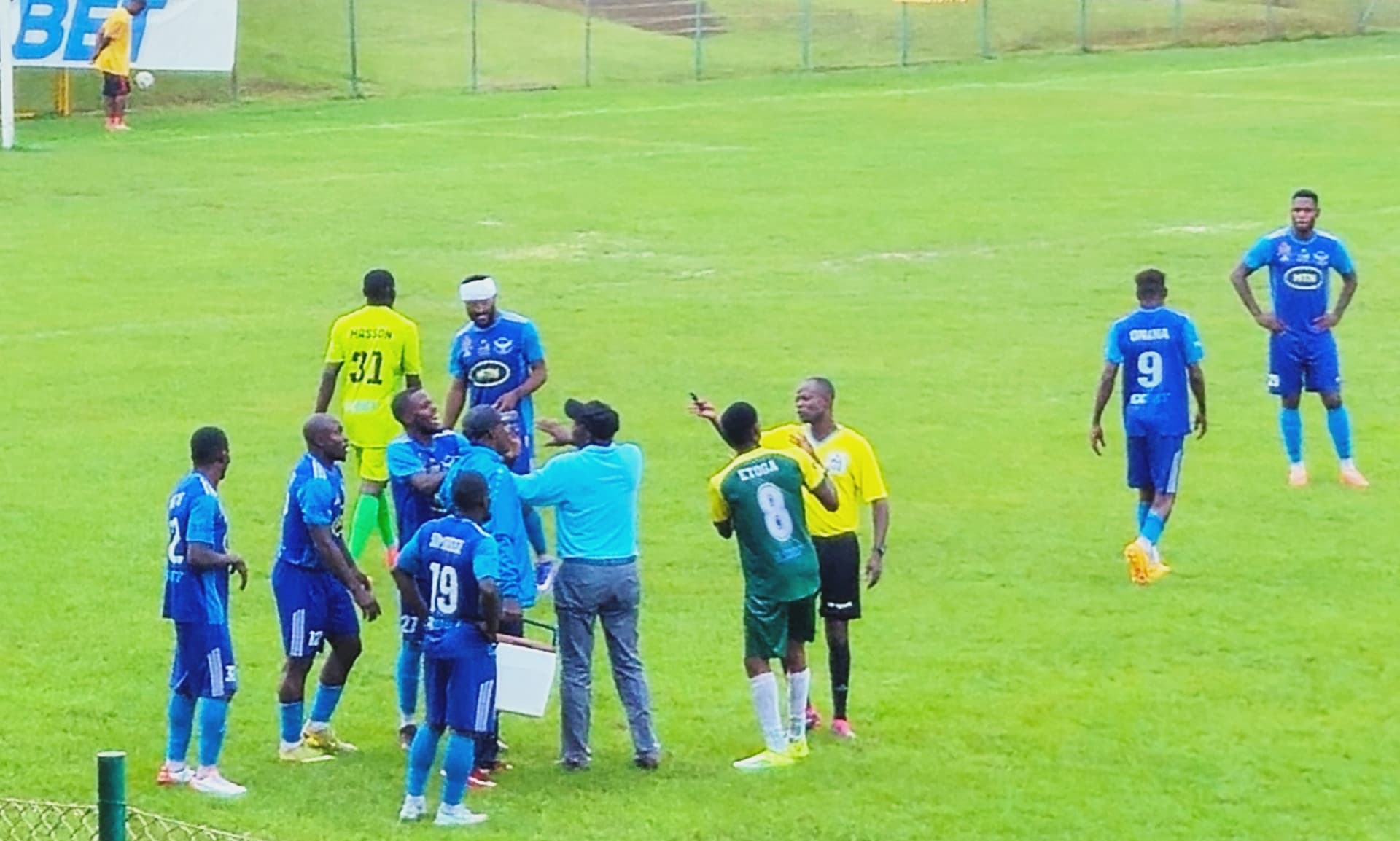 Elite One : Aigle du Moungo peut remercier l’arbitre Martin Bomba!