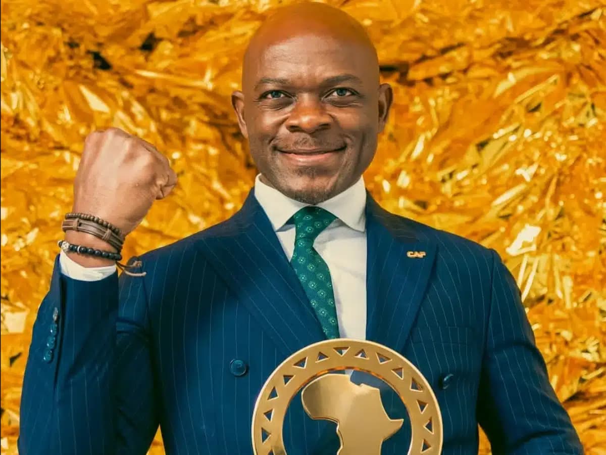Elvis Noupoue, suspendu par la Fecafoot : l’arbitre camerounais en vedette au mondial 2026