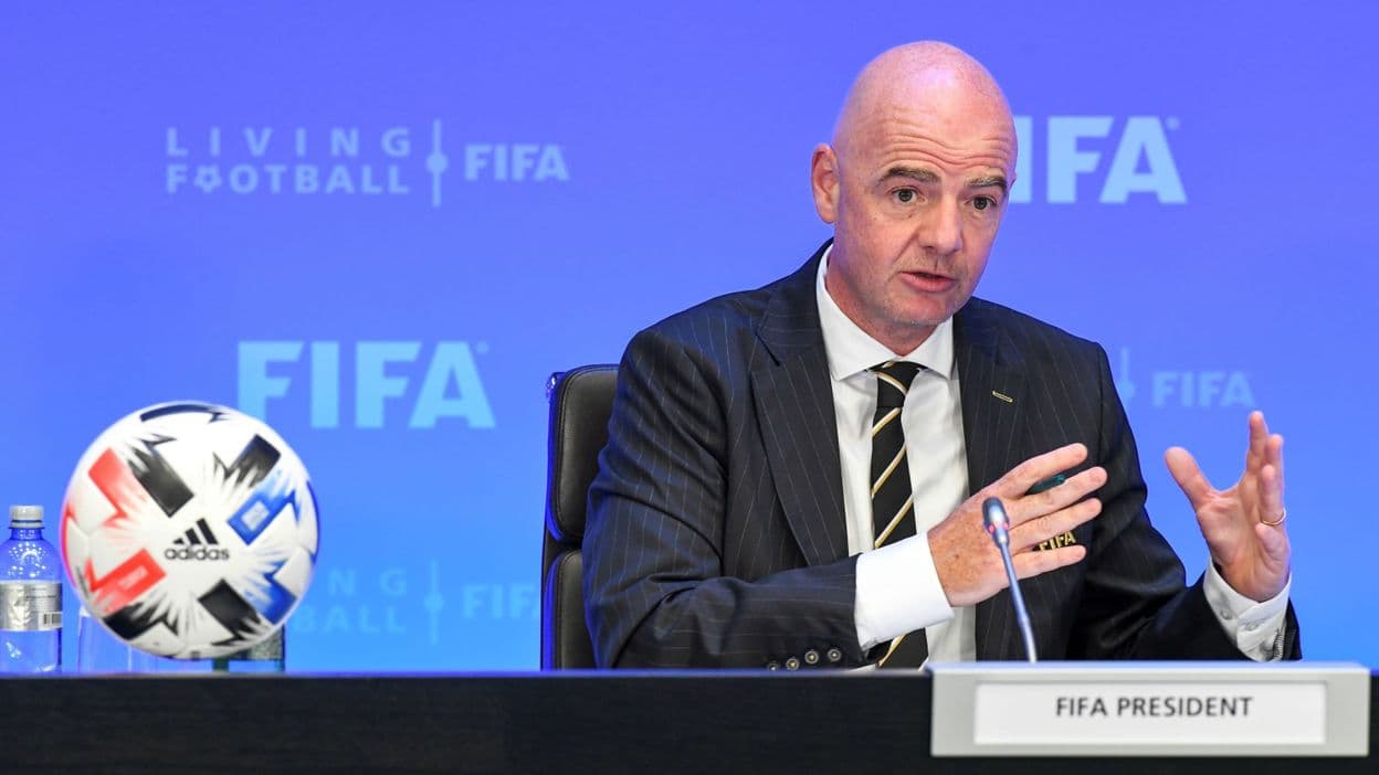 FIFA : Martin Camus Mimb appelle l’Afrique à profiter de la guerre contre Infantino