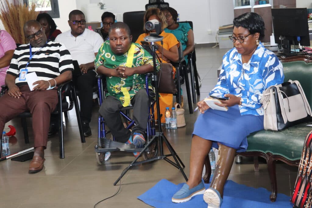 Formation professionnelle : le gouvernement accorde une réduction de 50 % des frais de scolarité aux personnes handicapées