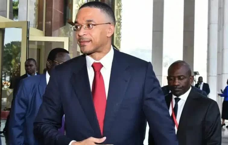 « Franck Biya toujours dans la course » : les spéculations sur le futur vice-président relancées après le retour du Chef de l’Etat
