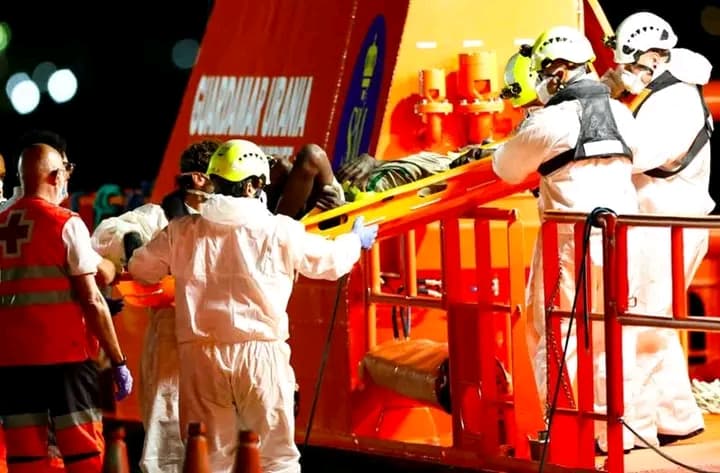 Gambie : plus de 80 migrants morts dans une pirogue partie pour les Canaries