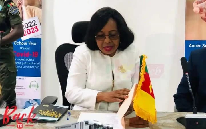 GCE 2026 : fuites d’épreuves confirmées, Nalova Lyonga reporte les examens