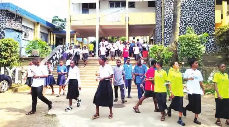 GCE 2026 suspendu à Buea : deux semaines de flottement pour les candidats