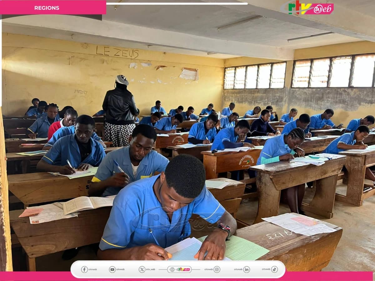 GCE 2026 : un surveillant général interpellé pour une présumée fuite d’épreuve à Bamenda