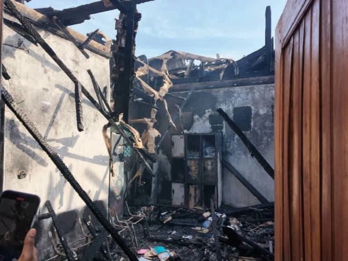 Incendie à l’hôpital régional de Bamenda : le gouvernement promet une reconstruction rapide