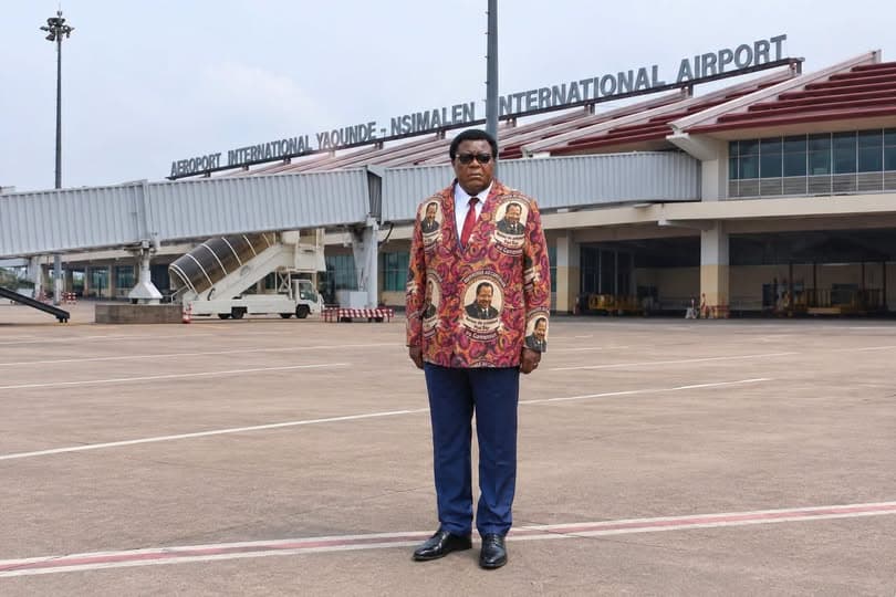 Jean de Dieu Momo, militant de première heure est déjà à l’aéroport pour accueillir Paul Biya