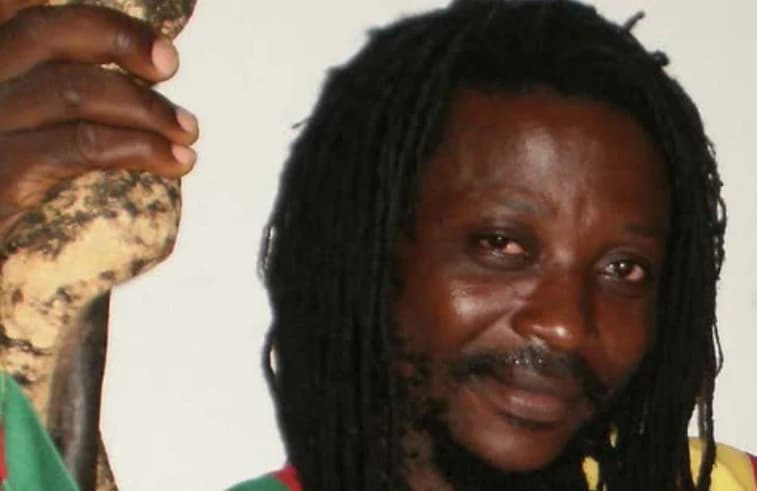 Joe La Conscience accuse Paul Biya de préparer une « dynastocratie »