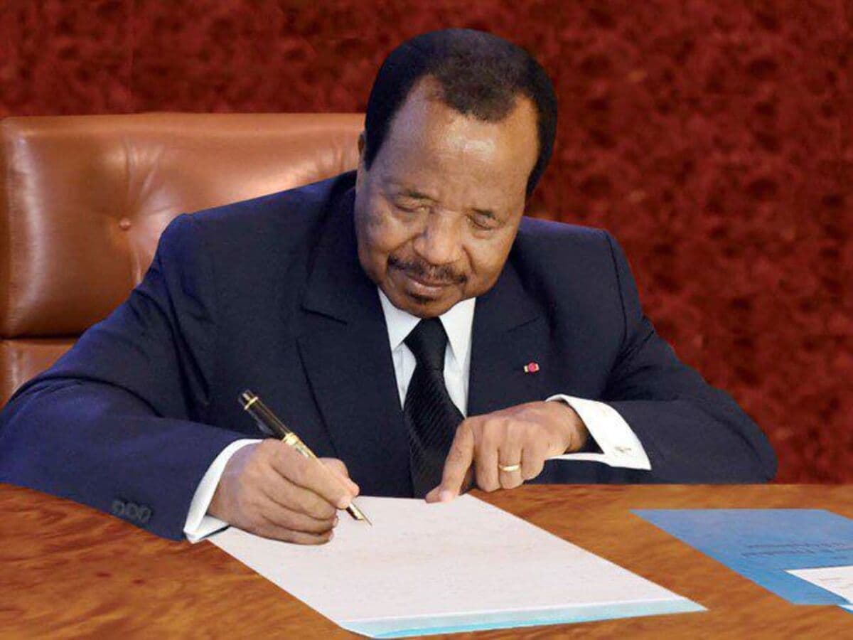 La signature présidentielle, le cachet de l’État et la lutte contre les faux actes publics
