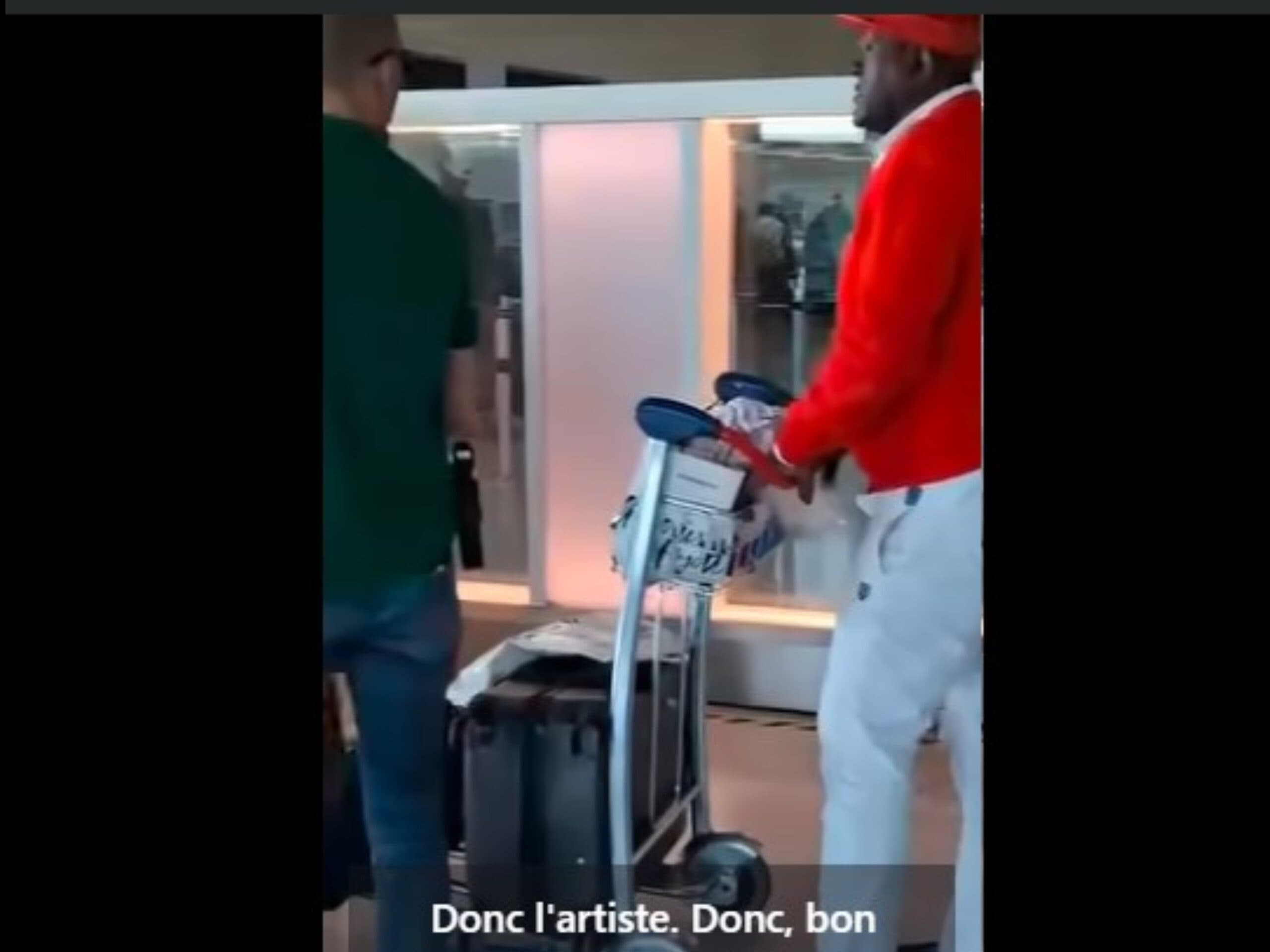 L’artiste Longue Longue expulsé de la France pour le Cameroun
