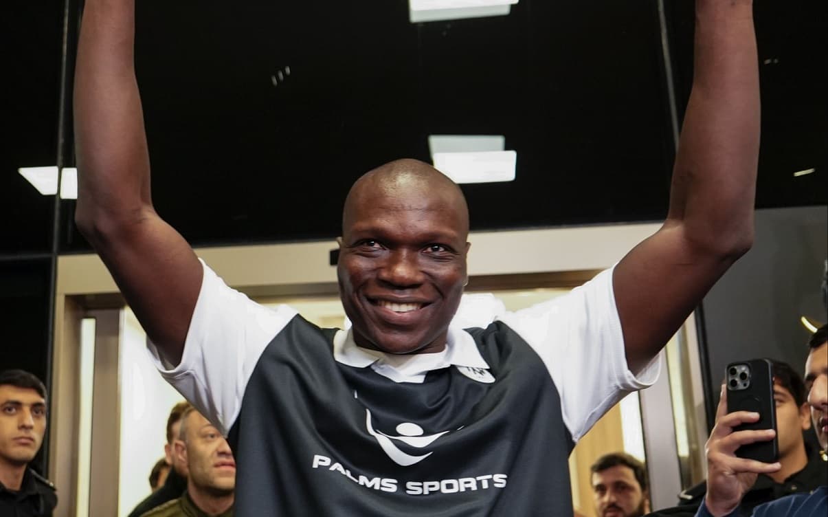 Libre, Vincent Aboubakar a trouvé son nouveau point de chute