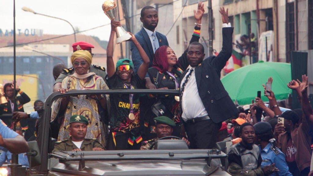 Maître Sikati : « Madame Marie Thérèse ABENA ONDOUA laissez un peu le football et occupez-vous plus de la condition des femmes »