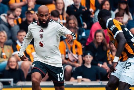 Manchester United tombe d’entrée, Bryan Mbeumo impuissant face à Hull City