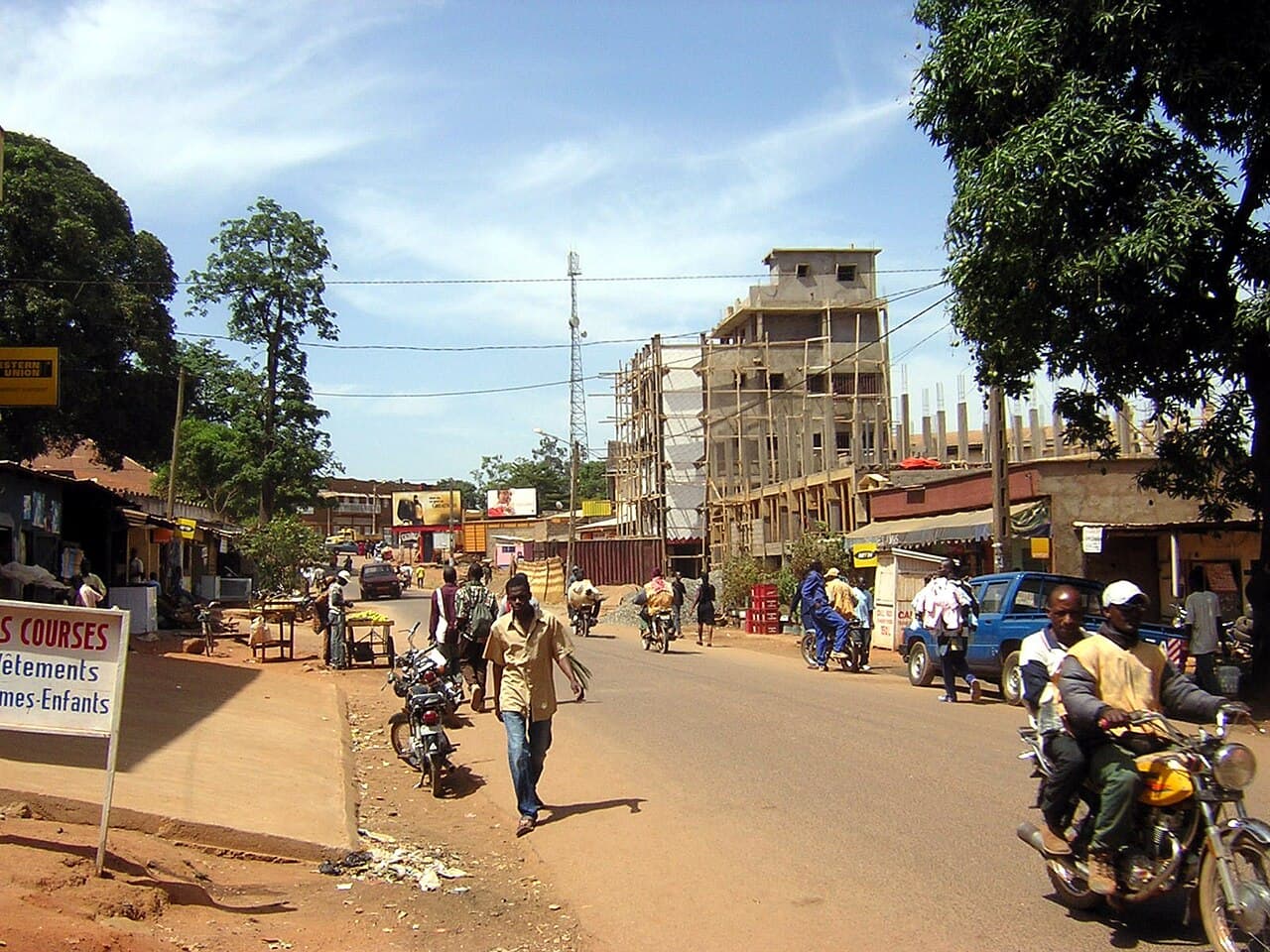 Ngaoundéré : un jeune mécanicien de 24 ans meurt écrasé entre deux camions
