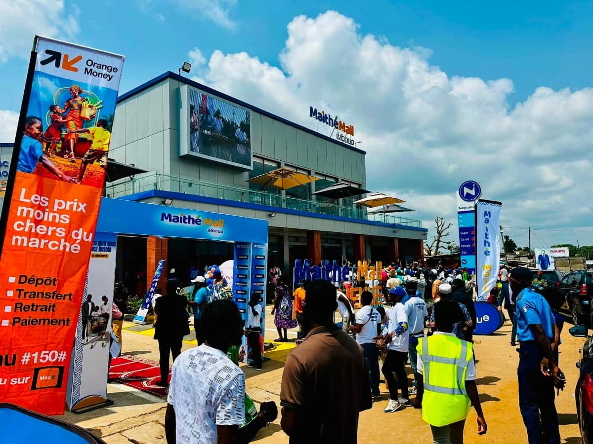 Obala : Luc Magloire Mbarga Atangana inaugure le centre commercial Maithé Mall