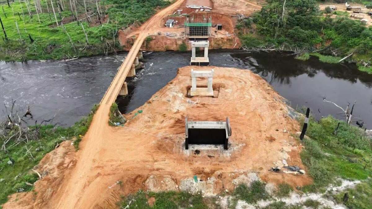 Pont sur le Dja : un chantier de plus de 10 milliards FCFA avance à grands pas dans le Sud