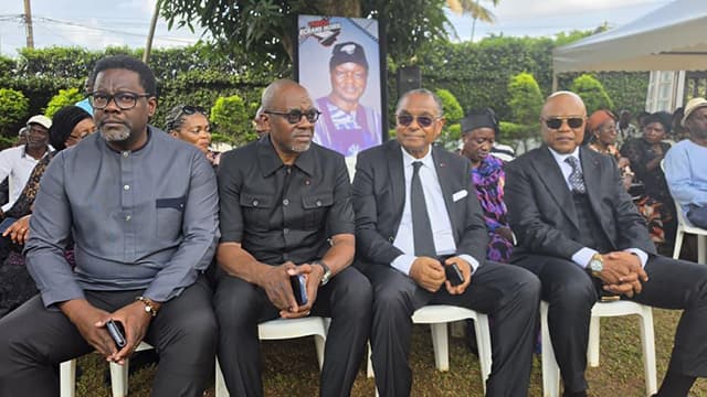 Présence gabonaise aux obsèques de Bassek Ba Kobhio : une couronne, un livre d'or, une promesse | Gabonreview.com | Actualité du Gabon |