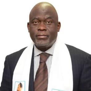 Présidentielle 2025: Une fleur à Adolphe NOAH NDONGO l’architecte de la réélection de Paul BIYA à Sa