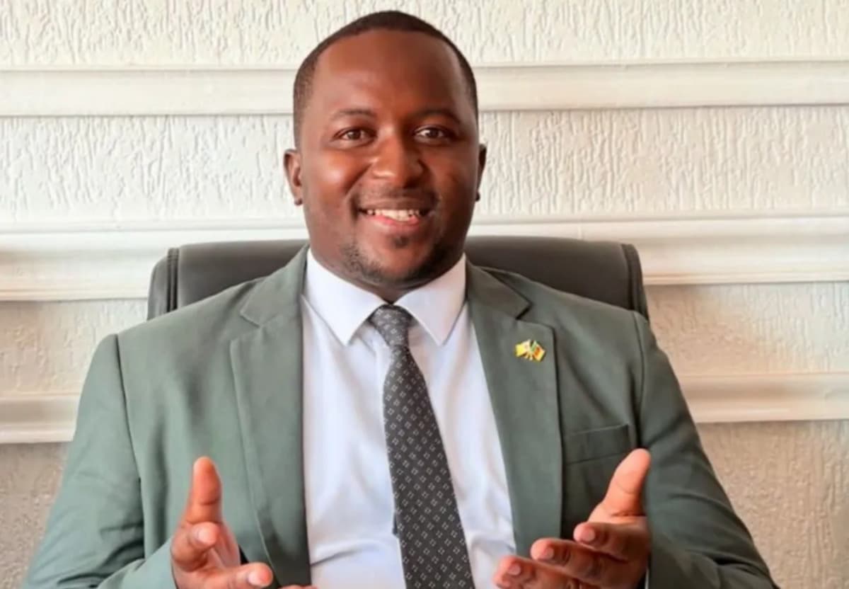 Promotion : Cédric Njoukekang Folla porté à la tête de la Celcom du Minfopra