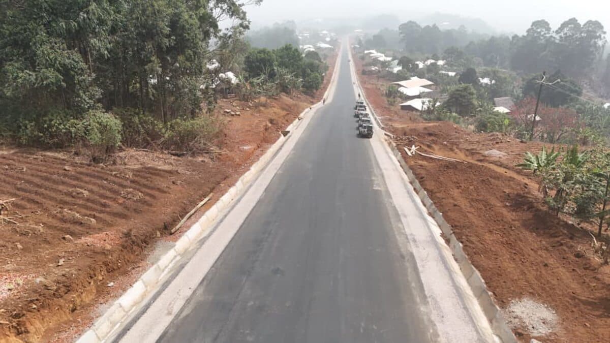 Ring Road : les premiers kilomètres d’asphalte arrivent enfin entre Kumbo et Ndu
