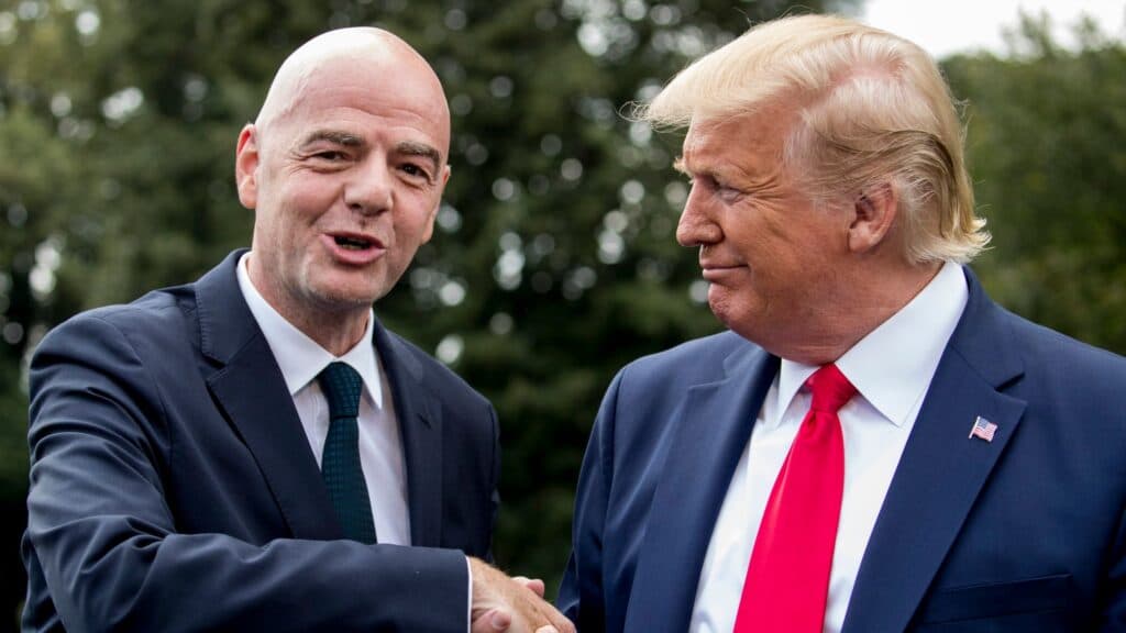 « terrible erreur » : Donald Trump vole au secours de Gianni Infantino