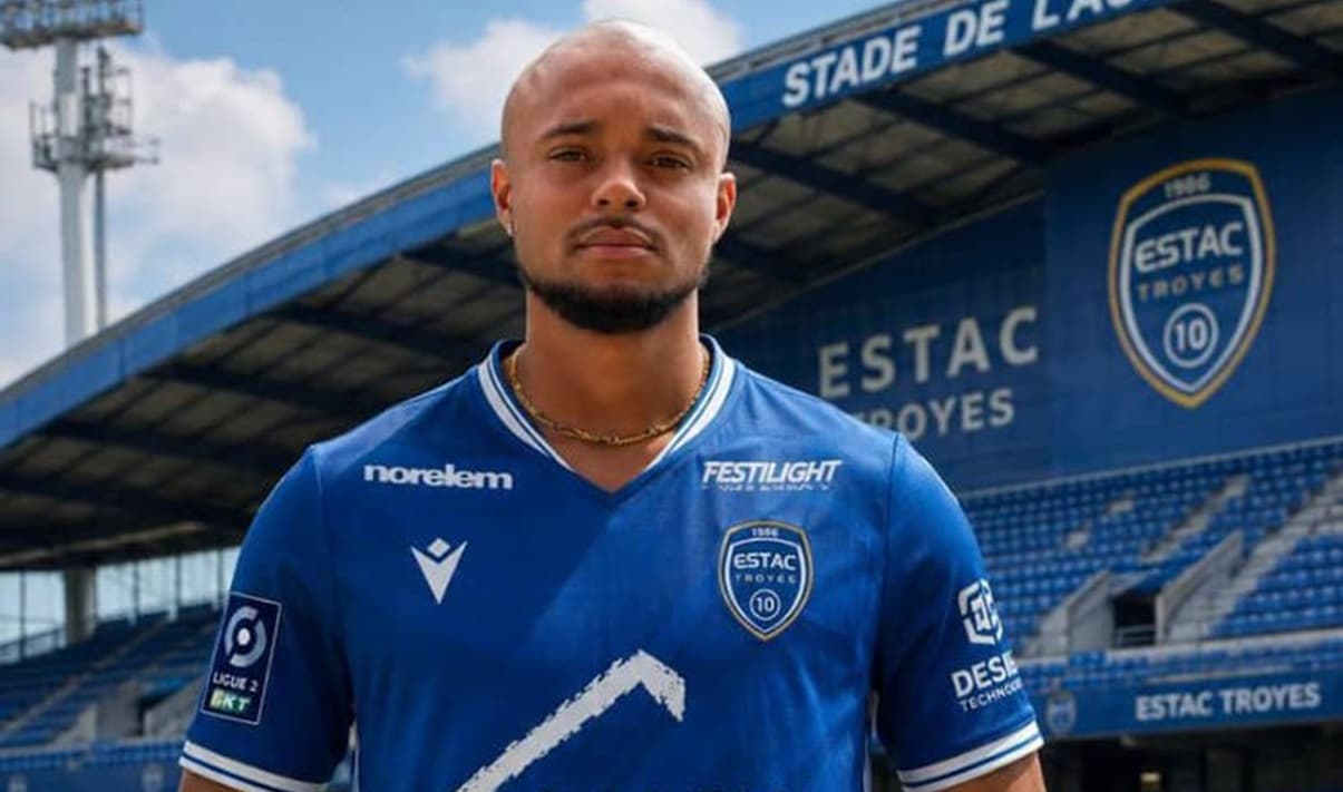Timothé Nkada quitte le Standard et rejoint Troyes en prêt
